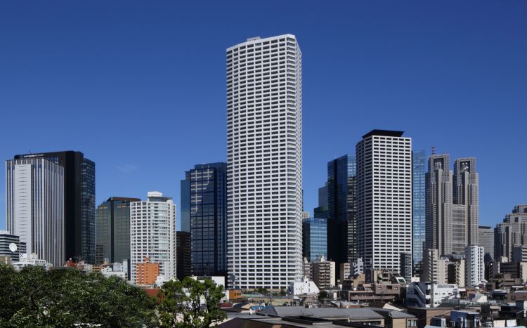 06_西面外観遠景｜ザ・パークハウス西新宿タワー60